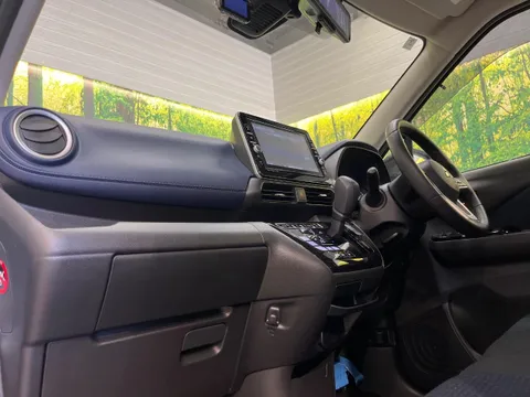 Mitsubishi eK X