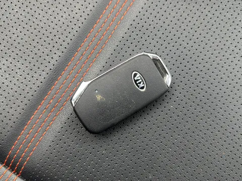 Kia KX3