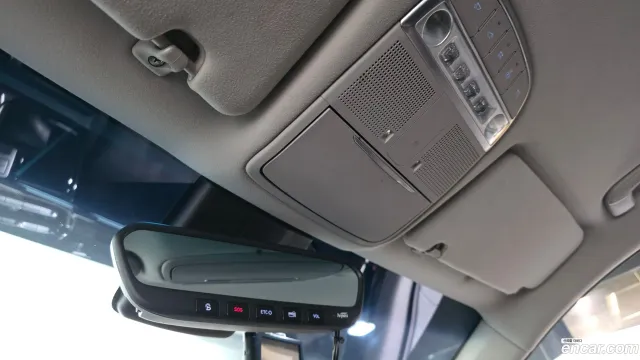 Genesis G90 (EQ900)