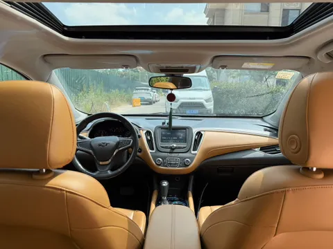 Chevrolet Malibu XL