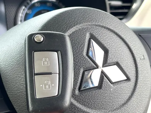 Mitsubishi eK Space
