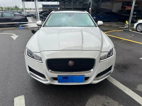 Jaguar XFL