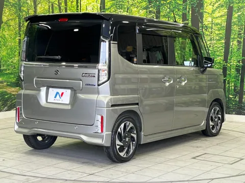 Suzuki Spacia Custom