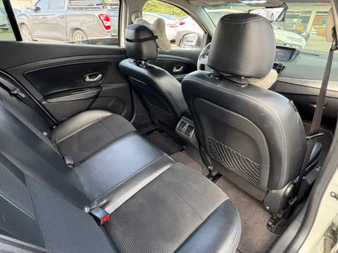 Renault SM3
