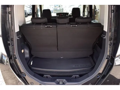 Subaru Justy Minivan