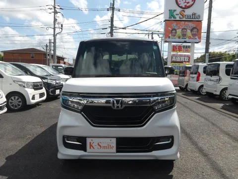 Honda N-BOX Custom