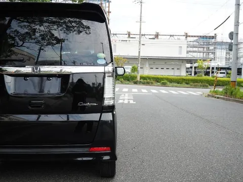 Honda N-BOX Custom