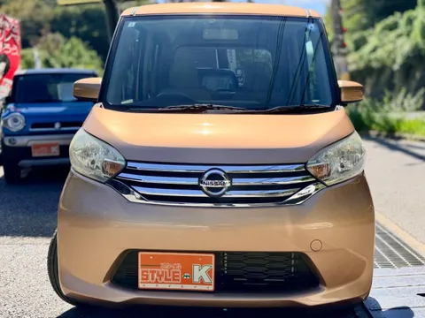 Nissan Dayz Roox