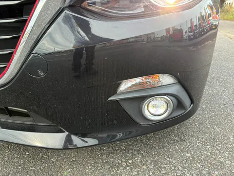 Mazda Axela Sport