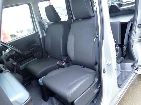 Suzuki Spacia Base