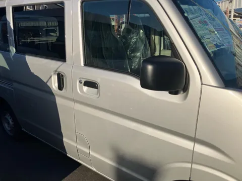 Mitsubishi Minicab Van