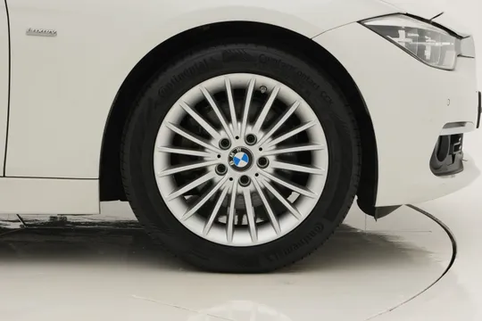 BMW BMW