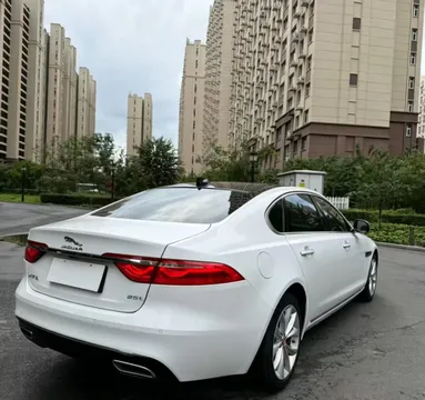 Jaguar XFL