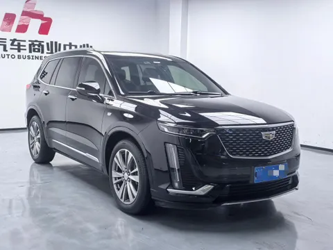 Cadillac XT6