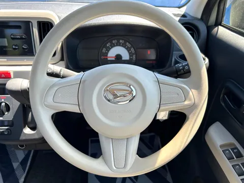 Daihatsu Mira Tocot