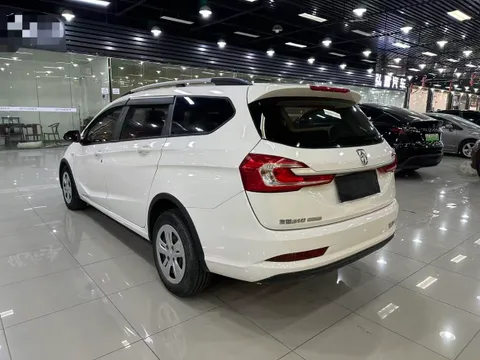Baojun 310W