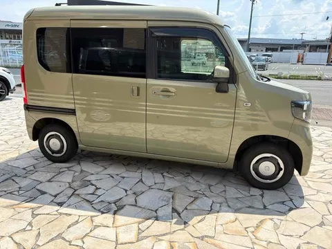Honda N-VAN Plus Style
