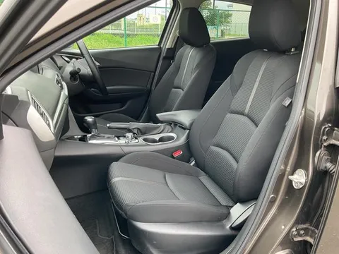 Mazda Axela Sport
