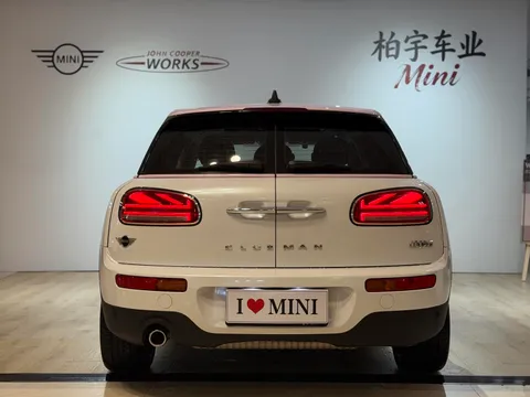 MINI Clubman