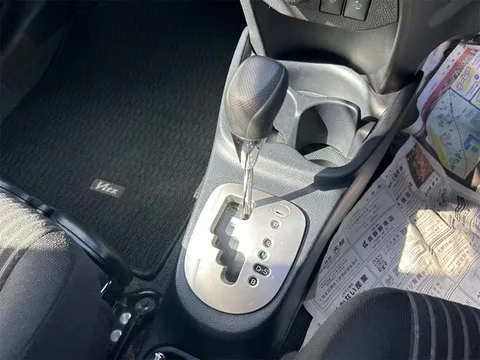 Toyota Yaris (Vitz)