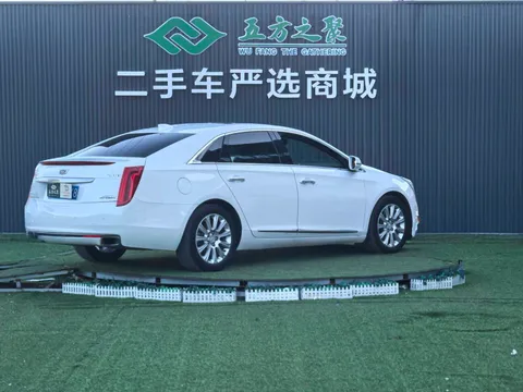 Cadillac XTS