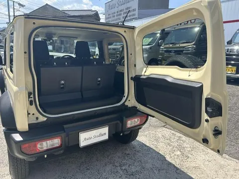 Suzuki Jimny Sierra