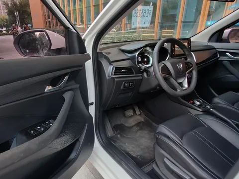 Baojun 360