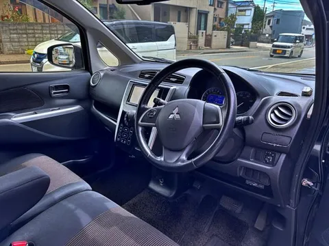 Mitsubishi eK Custom