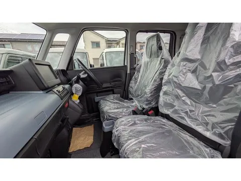 Suzuki Spacia Base