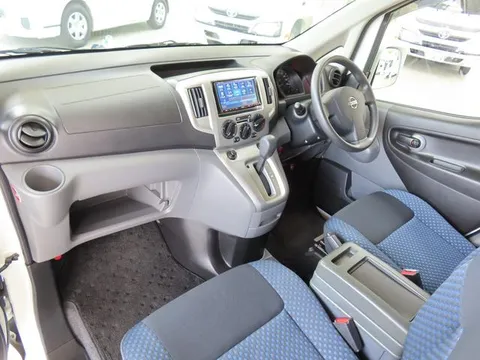 Nissan Vanette