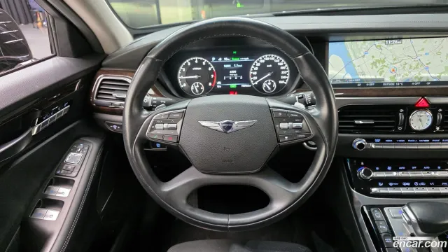 Genesis G90 (EQ900)