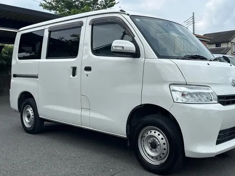 Toyota TownAce Van