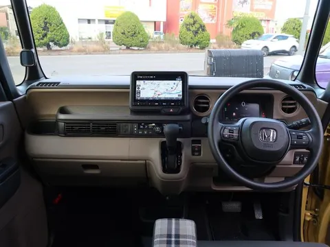 Honda N-BOX Joy