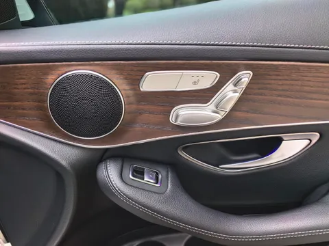 Mercedes-Benz Mercedes-Benz GLC