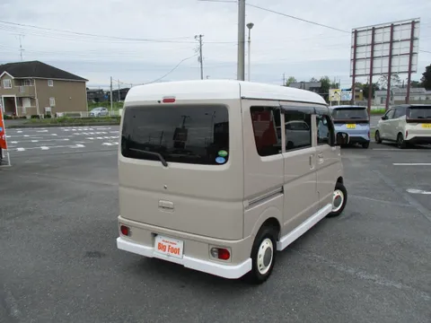 Nissan Clipper