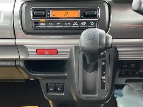 Suzuki Spacia Gear