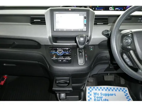 Honda Freed Plus