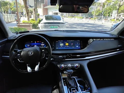 Changan CS95