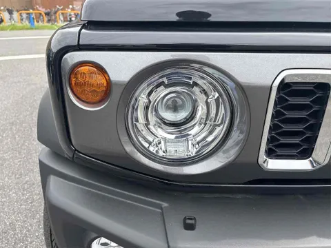 Suzuki Jimny Nomade