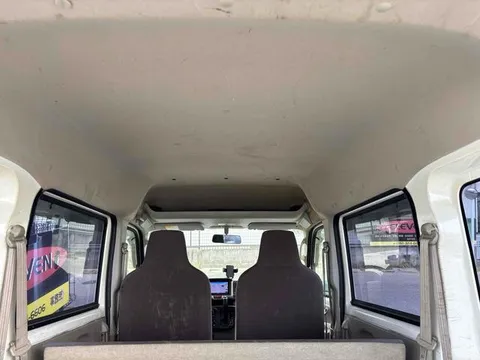 Mitsubishi Minicab Van