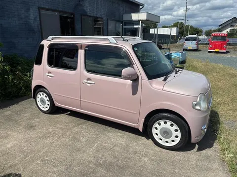 Daihatsu Mira Cocoa