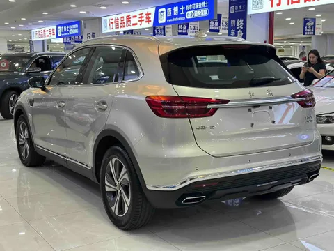 Hongqi HS5