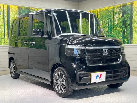 Honda N-BOX Custom