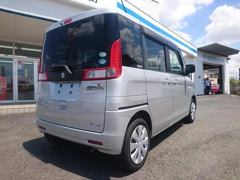 Suzuki Spacia