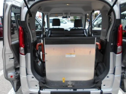 Suzuki Spacia