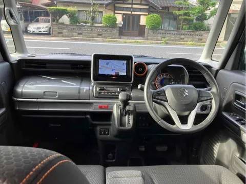 Suzuki Spacia Gear