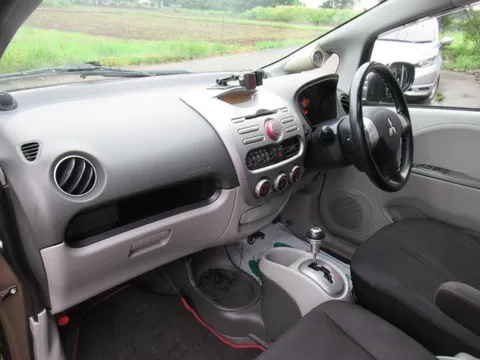 Mitsubishi I