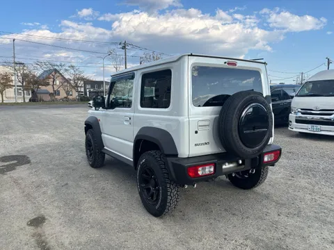 Suzuki Jimny Sierra