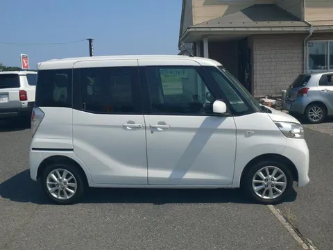 Nissan Dayz Roox