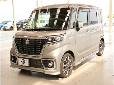 Suzuki Spacia Custom